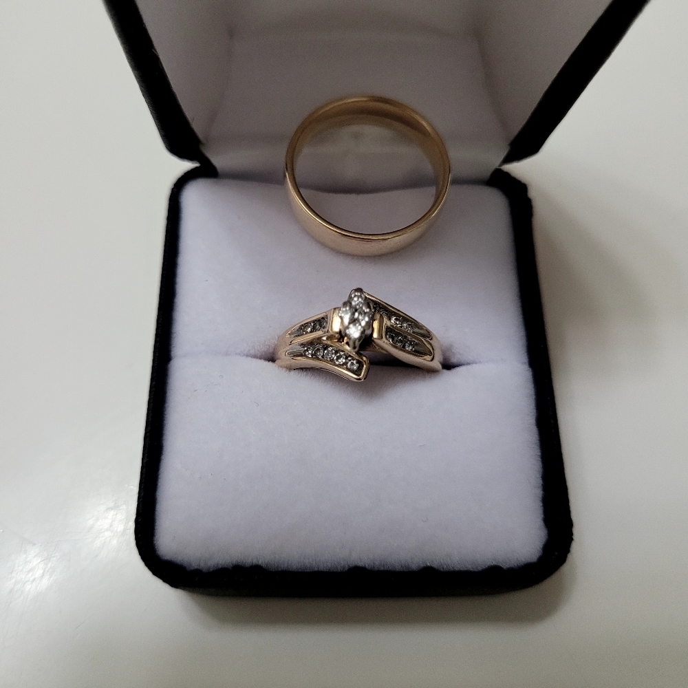 Wedding Ring Set